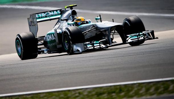 Hamilton logró la pole para el Gran Premio de Alemania