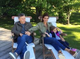 macri esta en villa la angostura, donde descansara unos dias macri esta en villa la angostura, donde descansara unos dias