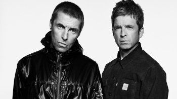 Oasis vuelve a reunirse después de 15 años. Oasis vuelve a reunirse después de 15 años.