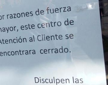 Fue a hacer un reclamo a Movistar y terminó golpeando a un empleado