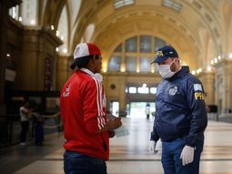 Las Fuerzas Armadas se suman a controles de cumplimiento de la cuarentena total