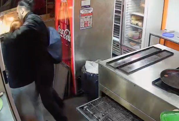 Contenido sensible: brutal intento de femicidio en una pizzería de Núñez