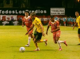 Torneo Apertura: Aldosivi logró su primer triunfo tras imponerse por 2-0 ante Argentinos Juniors