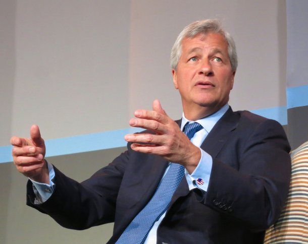 El CEO del JP Morgan Chase dio una dura advertencia sobre el impacto económico de la guerra comercial
