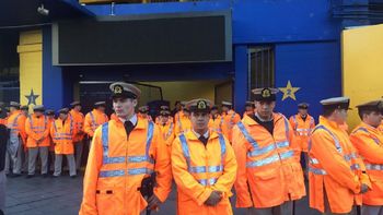 incidentes en la boca con hinchas que reclaman su entrada incidentes en la boca con hinchas que reclaman su entrada