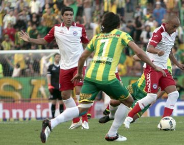 Aldosivi se impuso por 3 a 2 a Argentinos