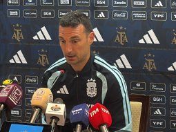 scaloni confirmo a messi contra angola: muchos campeones del mundo estaran en la cancha scaloni confirmo a messi contra angola: muchos campeones del mundo estaran en la cancha