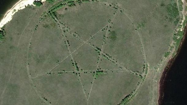 Se develó el misterio del pentagrama gigante de Google Maps