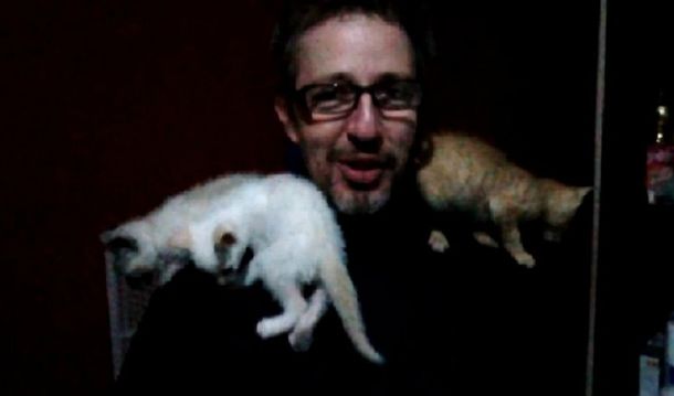 Tras amenazar a los vecinos de su víctima, volvieron a arrestar al acusado del crimen de la proteccionista