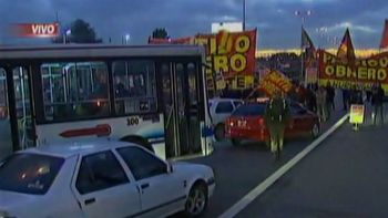 #parodel28: dos cortes totales ya afectan el ingreso a la ciudad de buenos aires #parodel28: dos cortes totales ya afectan el ingreso a la ciudad de buenos aires