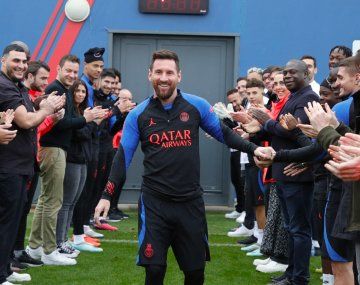 Messi volvió a entrenar con PSG: así recibieron al campeón del mundo