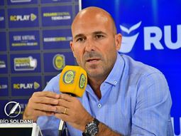 gonzalo belloso ratifico a jorge almiron en rosario central: hasta mi mama me pide que lo eche pero... gonzalo belloso ratifico a jorge almiron en rosario central: hasta mi mama me pide que lo eche pero...