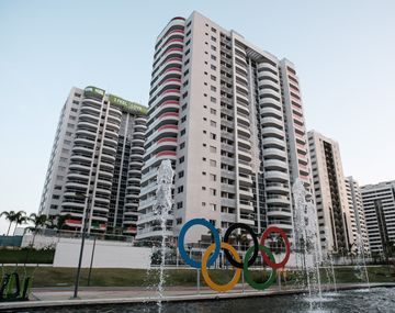 La Villa Olímpica está inhabitable: la Argentina alquilará departamentos