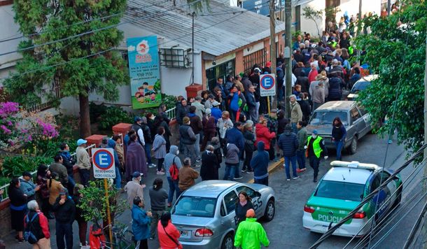 Los bancos abrirán sábado y domingo para atender a los jubilados y a los beneficiarios de planes