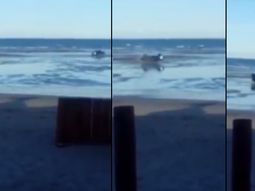 video: hacian piruetas con una camioneta y volcaron en una playa video: hacian piruetas con una camioneta y volcaron en una playa