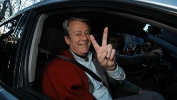 kunkel, sobre la foto massa-insaurralde: es de la farandula kunkel, sobre la foto massa-insaurralde: es de la farandula