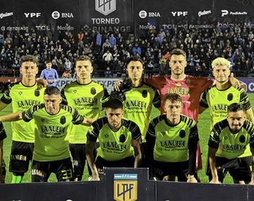 Barracas venció con un contundente 2-0 a Belgrano en Córdoba