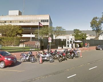 La Embajada de EE.UU. tuiteó contra CFK y luego denunció que hackearon su cuenta