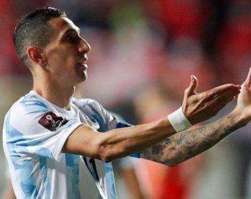 Piden cancelar a De Paoli por faltarle el respeto a Di María