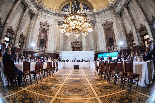 Ley Bases: el Senado retomó el tratamiento en comisiones y el oficialismo está lejos del dictamen