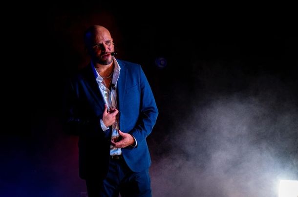 El Temach agota su primer show y anuncia nuevas fechas en Estados Unidos