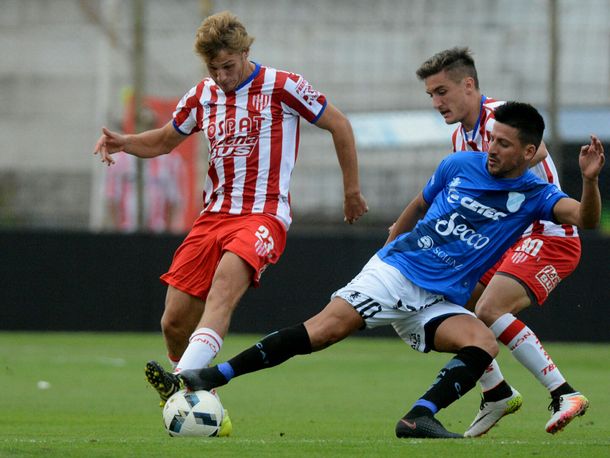 Unión enfrenta a Temperley en Santa Fe