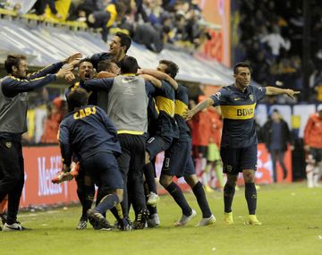 Boca golpeó sobre el final y amargó a River en el primer Superclásico