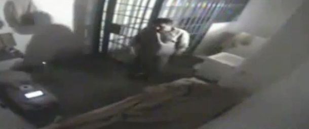 Chapo Guzmán usó pájaros para detectar gases tóxicos en el túnel