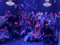 Una noche inolvidable: las imágenes de festejo del 50° cumpleaños de Gallardo