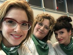 Las tres actrices leyeron una carta abierta a los y las diputadas