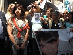 Escracharon frente a Tribunales al juez Axel Gustavo López