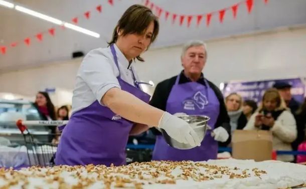 Las lluvias pararon la fiesta en la que iban a cocinar el postre Balcarce más largo del mundo: cuándo se hace