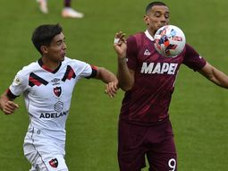 Newells y Lanús chocan en Rosario. Newells y Lanús chocan en Rosario.