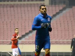 Tevez metió su primer gol con la camiseta del Shanghai Shenhua Tevez metió su primer gol con la camiseta del Shanghai Shenhua