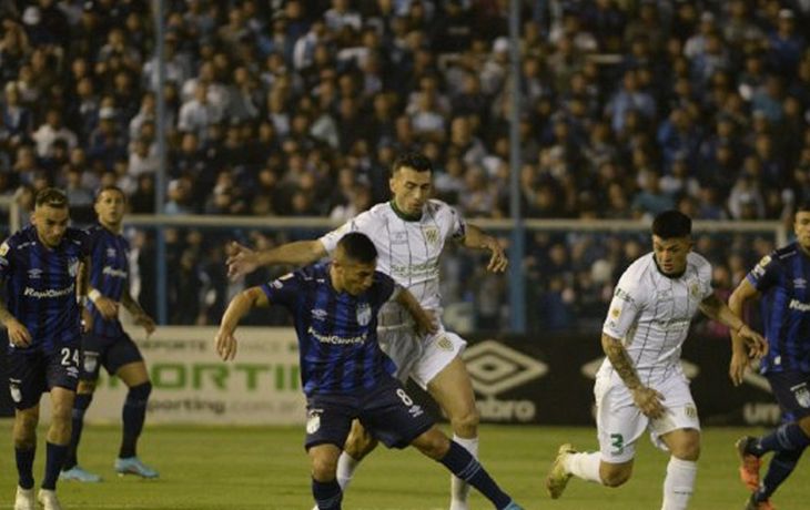 Atlético Tucumán empató con Banfield y ahora comparte la cima con Gimnasia