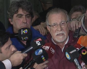 Oma Plaini, referente de los Canillitas