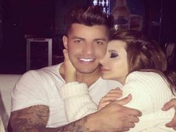 Loan y Charlotte Loan y Charlotte