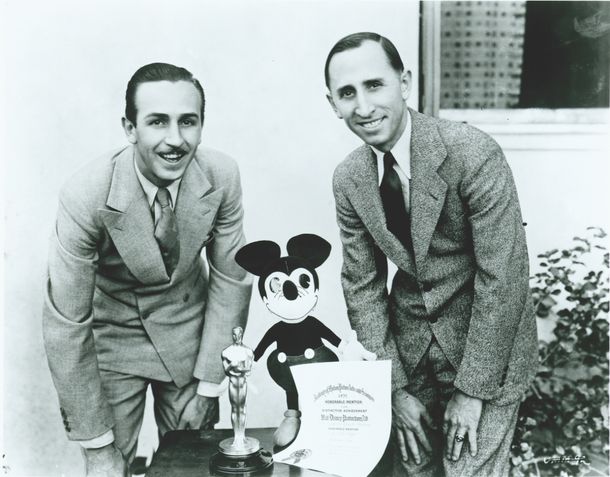 La carta premonitoria del hermano de Walt Disney