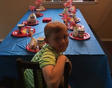 El nene esperó durante horas a sus compañeros, que nunca llegaron