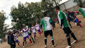 La batalla campal ocurrió durante un partido de la liga amateur de Ensenada. La batalla campal ocurrió durante un partido de la liga amateur de Ensenada.