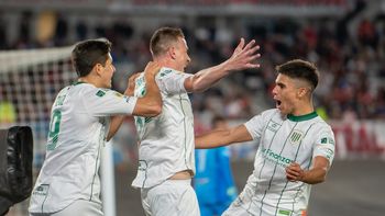 vibrante partido en el monumental: banfield le gano 2-1 a river vibrante partido en el monumental: banfield le gano 2-1 a river
