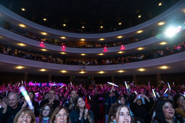 "Hairspray" superó los 50.000 espectadores y celebra sus primeras 50 funciones "Hairspray" superó los 50.000 espectadores y celebra sus primeras 50 funciones