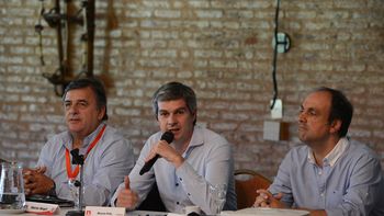 tras presiones de la ucr, marcos pena prometio incluirlos en actividades tras presiones de la ucr, marcos pena prometio incluirlos en actividades