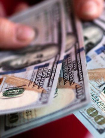El dólar blue sigue con mucho interés.
