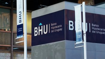 El gobierno analiza reformular el proyecto para deudores del Banco Hipotecario. El gobierno analiza reformular el proyecto para deudores del Banco Hipotecario.