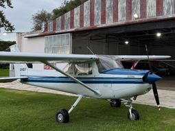Tragedia en Miramar: mujer se tiró de una avioneta, no se abrió el paracaídas y murió