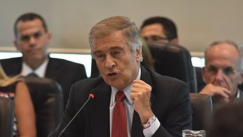 aguad ahora reconoce que es probable que macri supiese del acuerdo aguad ahora reconoce que es probable que macri supiese del acuerdo