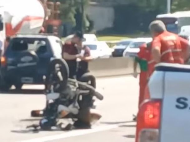 Tragedia en la General Paz: un muerto tras el choque entre un auto y una moto