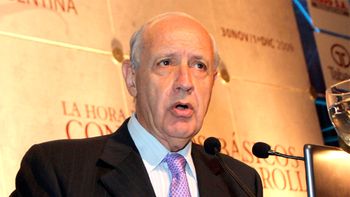 lavagna cree que el gobierno devaluara tras las elecciones lavagna cree que el gobierno devaluara tras las elecciones