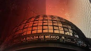 Se produce en 1987 el Lunes Negro, la peor caída desde el crack de 1929 , la Bolsa Mexicana pierde veinticuatro mil puntos. Se produce en 1987 el Lunes Negro, la peor caída desde el crack de 1929 , la Bolsa Mexicana pierde veinticuatro mil puntos.